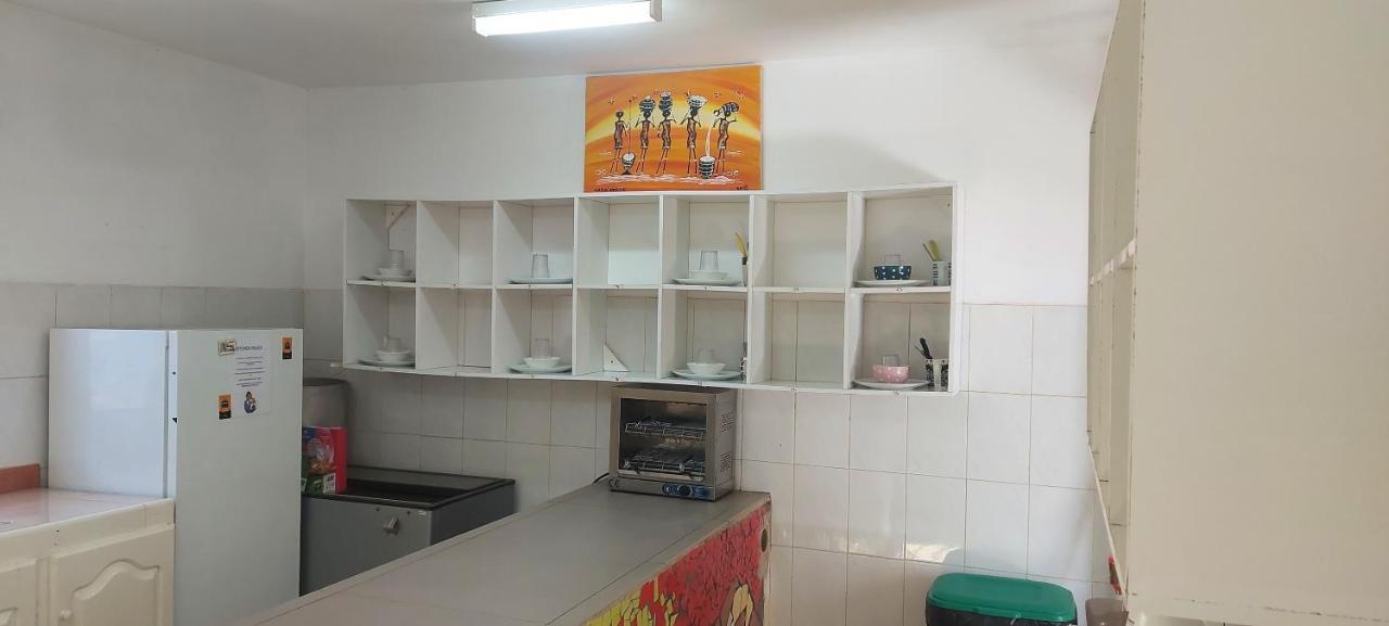 Surf House Hostel Santa Maria Bagian luar foto
