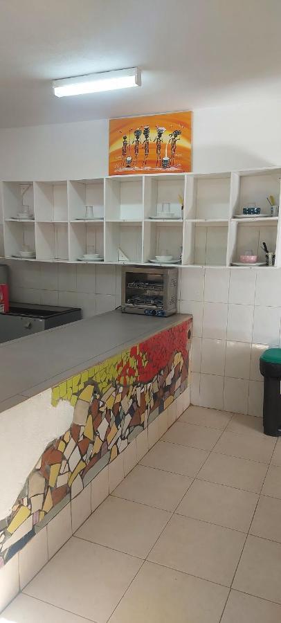 Surf House Hostel Santa Maria Bagian luar foto