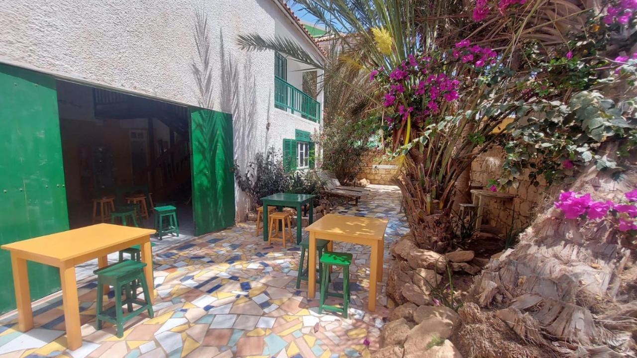 Surf House Hostel Santa Maria Bagian luar foto