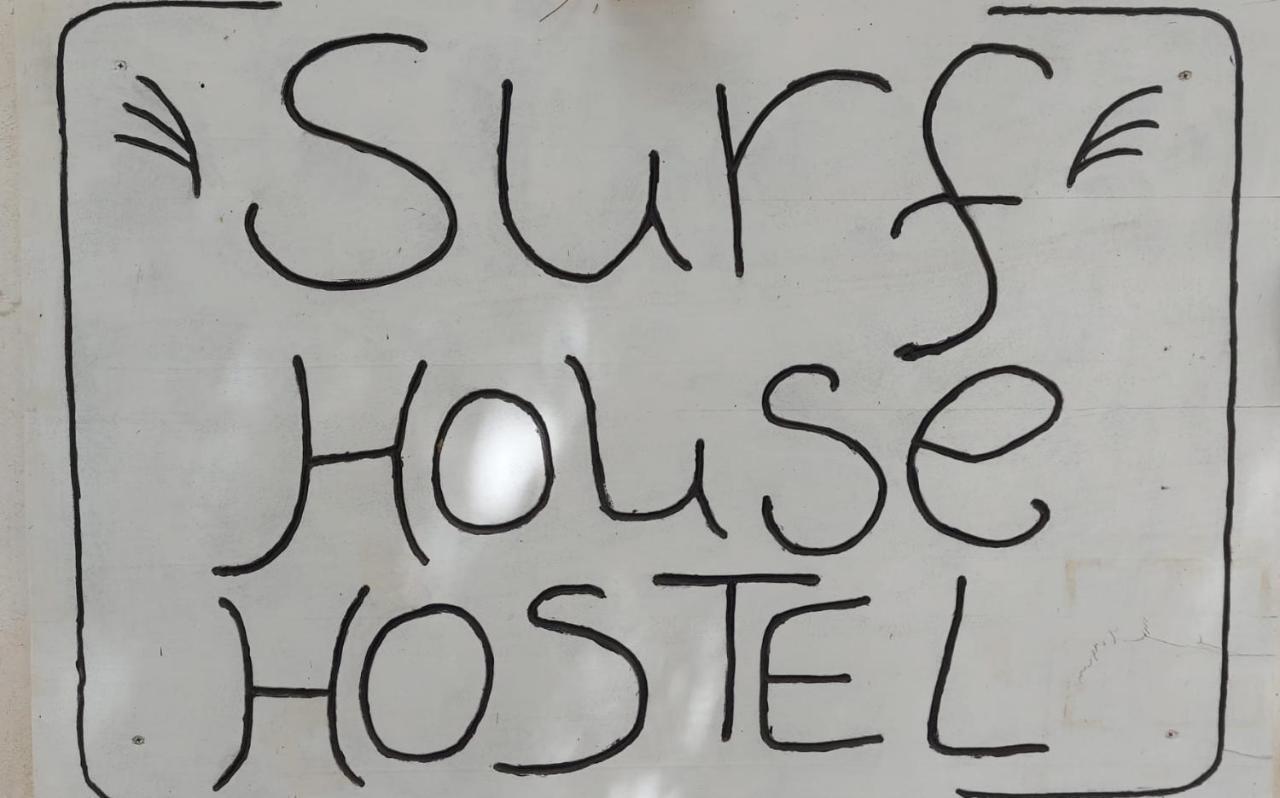 Surf House Hostel Santa Maria Bagian luar foto