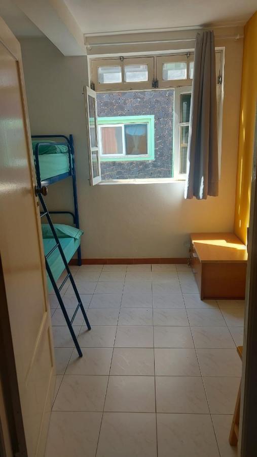 Surf House Hostel Santa Maria Bagian luar foto