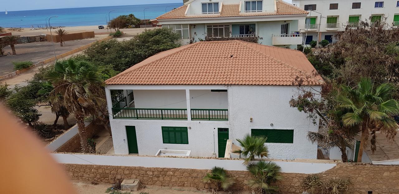 Surf House Hostel Santa Maria Bagian luar foto